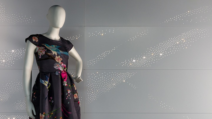 Os Padrões luminosos da Philips Lighting oferecem muitas opções de design de iluminação, incluindo este brilhante efeito de luz gráfico