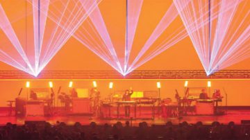 Teatro iluminado pela iluminação de entretenimento da Philips