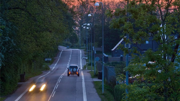 Rua de Holbaek iluminada por Iluminação Philips