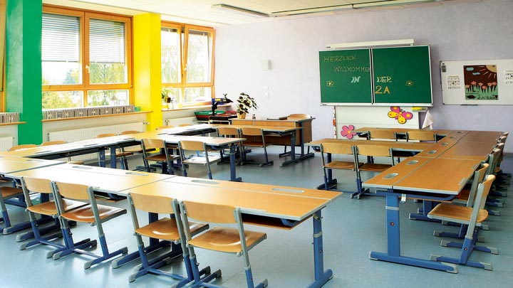 Imagem de luminárias UV-C Philips para escolas