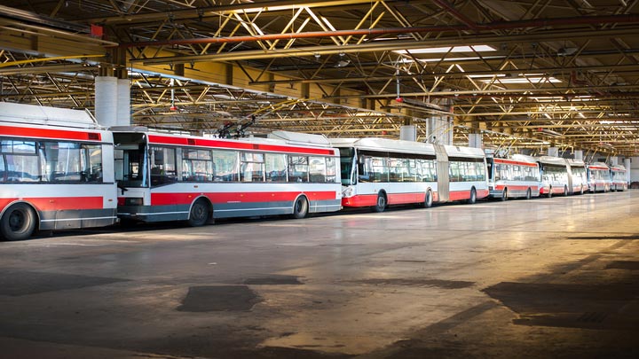Imagem de luminárias UV-C Philips para transportes