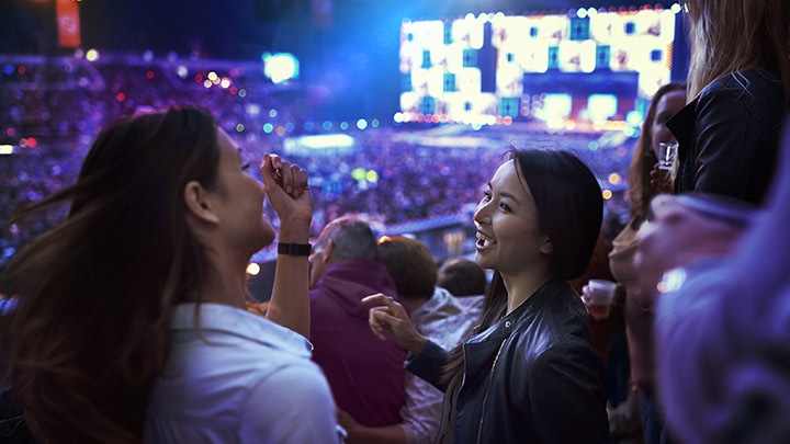 ArenaVision: apresentações de luz em estádios imediatas com cenários de iluminação predefinidos