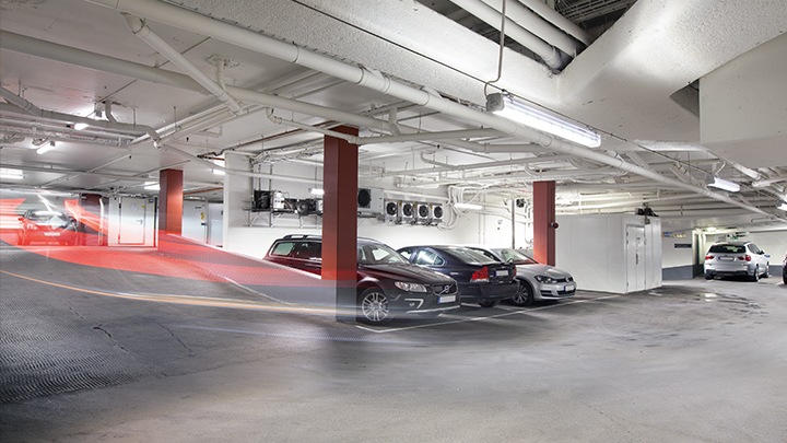 GreenParking da Philips Lighting: otimize a iluminação do parque de estacionamento com a deteção de presença e a regulação de zonas