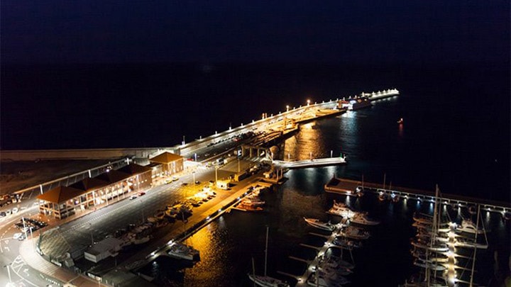 Porto de Los Angeles com iluminação City Touch da Philips Lighting
